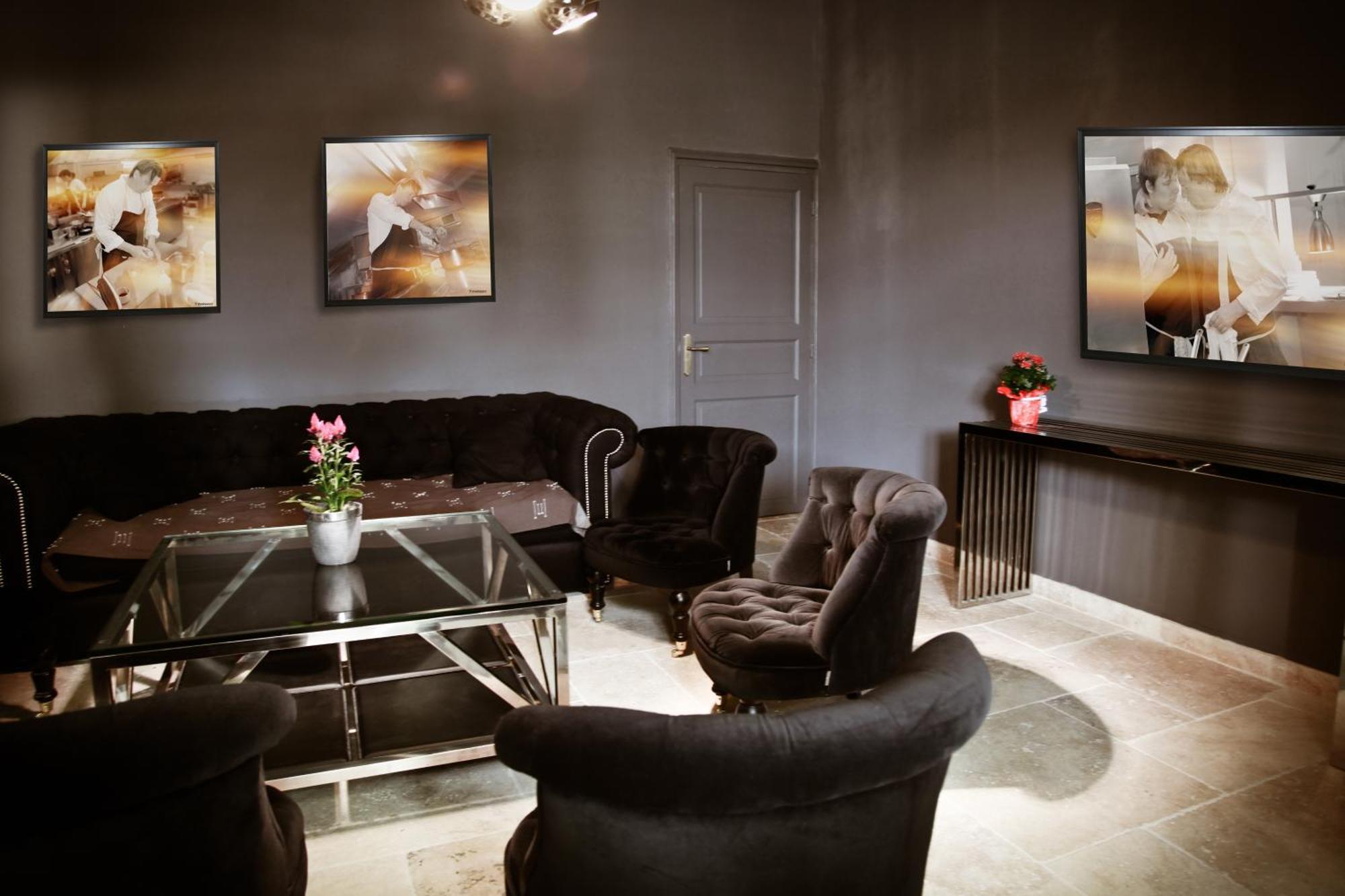Le Pre Du Moulin - Maison Alonso - Hotel & Restaurant Сериньян-дю-Конта Экстерьер фото